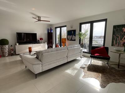 Appartement - 138 m² - 5 pièces