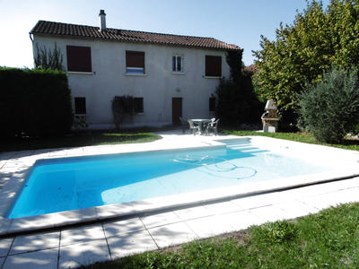 Maison - 80 m² - 5 pièces