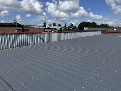 Local commercial - 241 m²