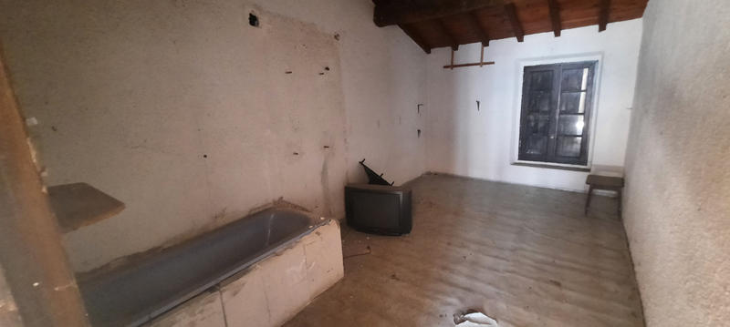 Maison - 328 m² - 7 pièces