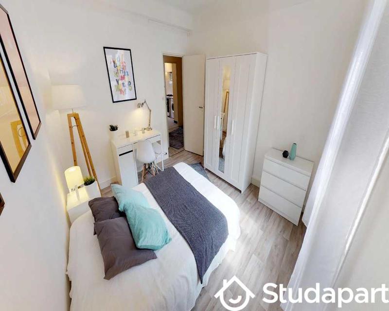 Chambre - 30 m² - 1 pièce