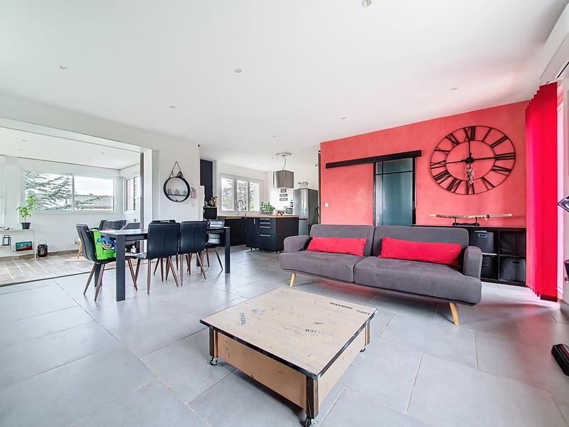 Appartement - 94 m² - 3 pièces