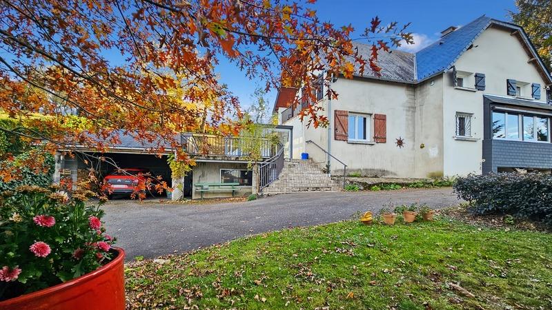 Maison - 174 m² - 5 pièces