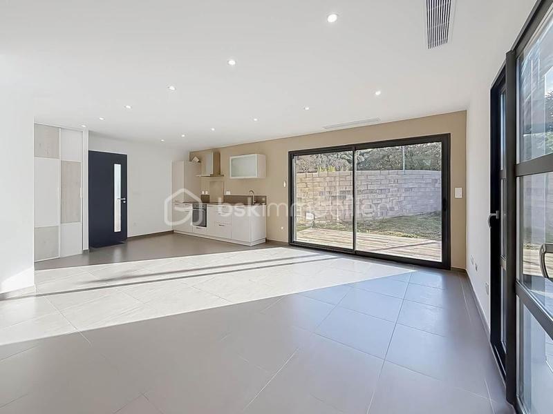 Maison - 75 m² - 4 pièces