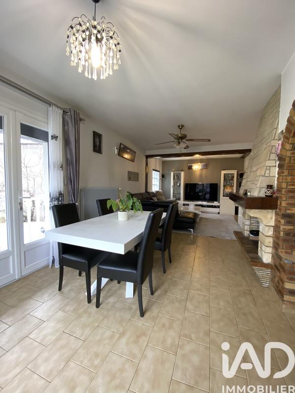 Maison - 98 m² - 6 pièces