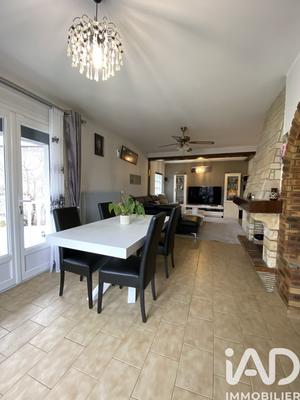 Maison - 98 m² - 6 pièces
