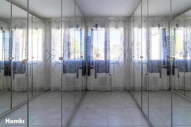 Maison - 137 m² - 6 pièces