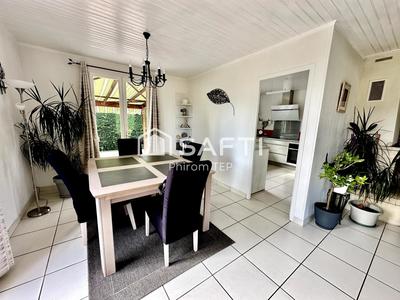 Maison - 100 m² - 4 pièces