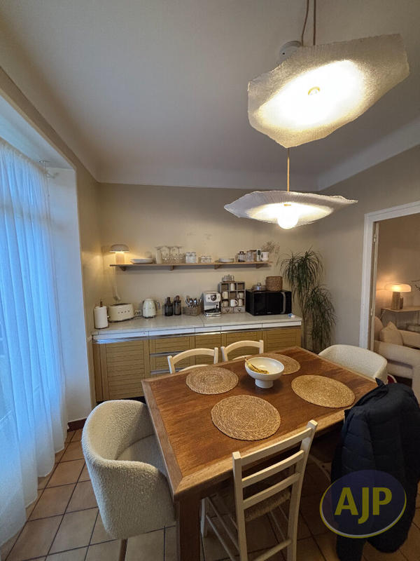 Maison - 82 m² - 4 pièces