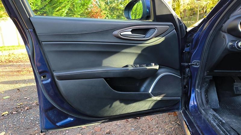 Alfa Romeo Giulia II 2.2 Jtd 180 Bva Lusso - Automatique