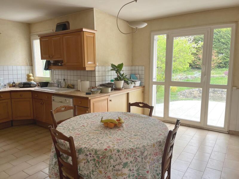 Maison traditionnelle - 179 m² - 7 pièces