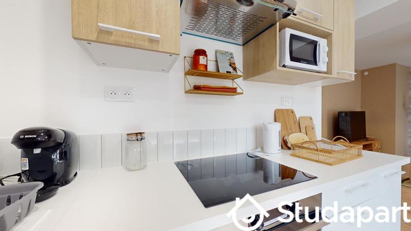 Chambre - 10 m² - 1 pièce