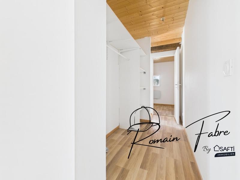 Maison - 162 m² - 9 pièces