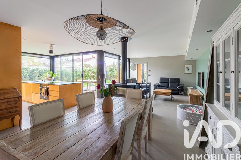 Maison - 160 m² - 6 pièces