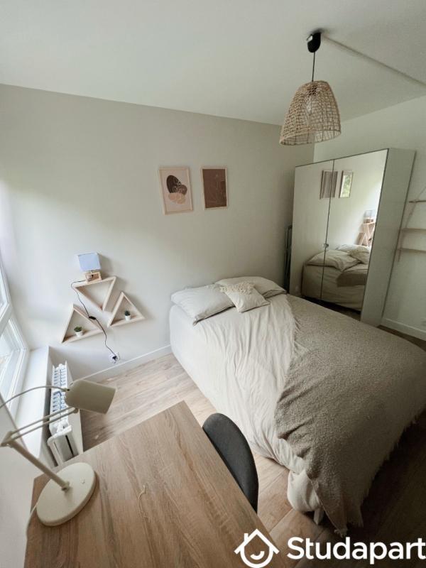 Chambre - 9 m² - 1 pièce