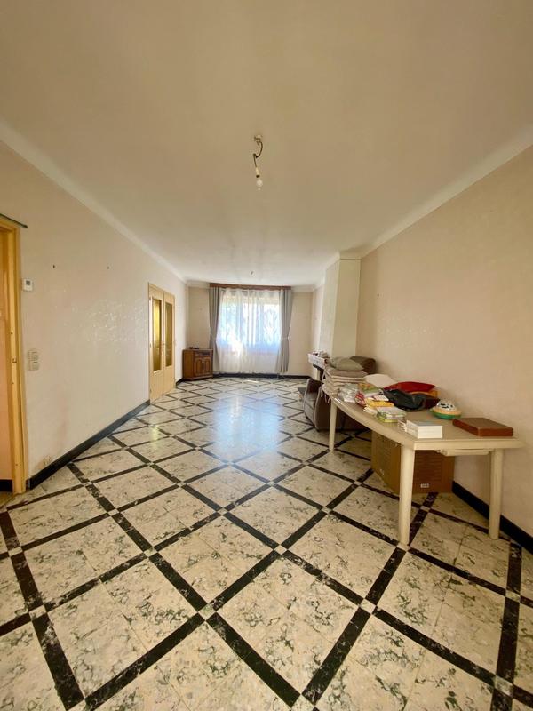 Maison - 150 m² - 8 pièces