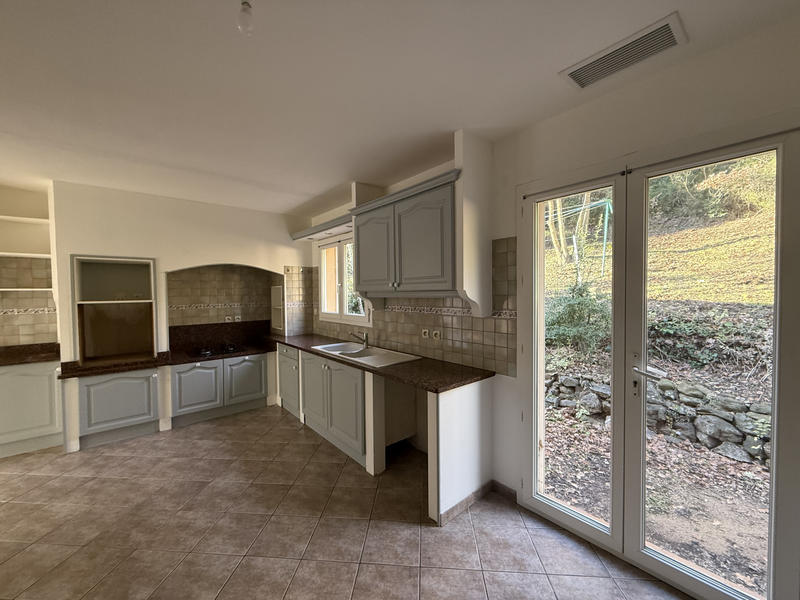 Maison - 104 m² - 4 pièces