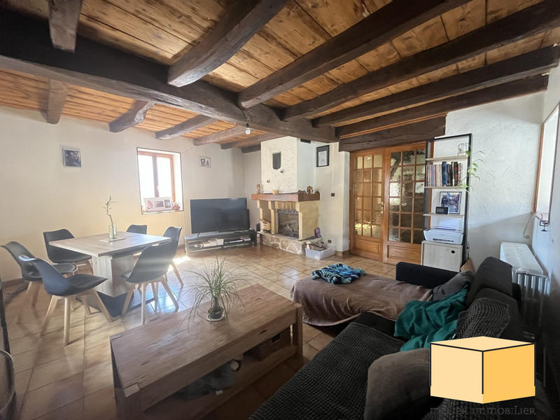 Maison - 89 m² - 4 pièces