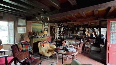 Corps de ferme - 600 m² - 15 pièces