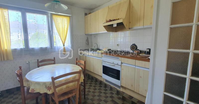 Maison - 103 m² - 6 pièces