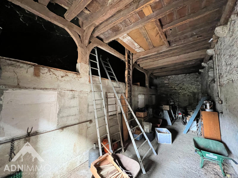 Maison - 300 m² - 10 pièces