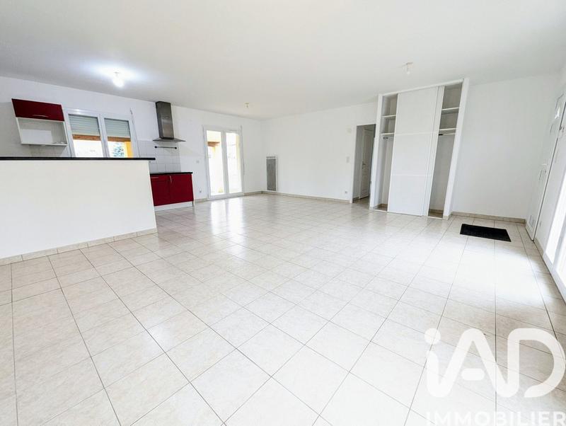 Maison - 104 m² - 4 pièces