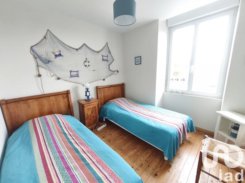 Maison - 175 m² - 9 pièces