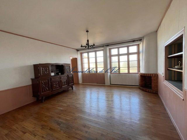 Maison - 148 m² - 5 pièces