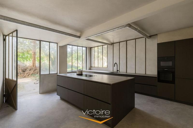 Maison - 163 m² - 7 pièces