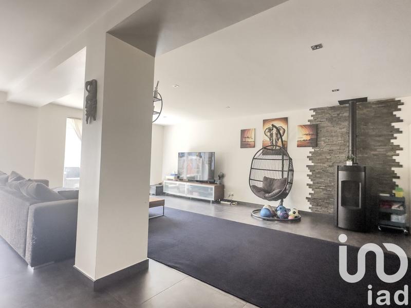 Maison - 166 m² - 6 pièces