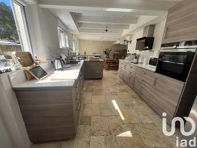 Maison de ville - 245 m² - 8 pièces