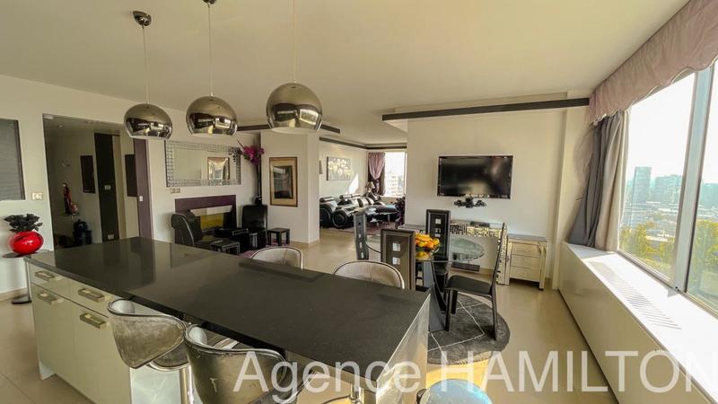 Appartement - 97 m² - 4 pièces