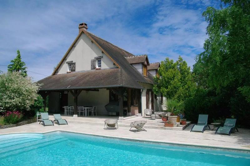 Villa - 330 m² - 7 pièces