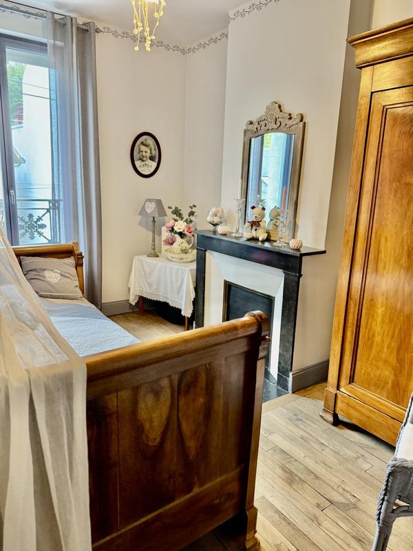 Maison ancienne - 164 m² - 8 pièces