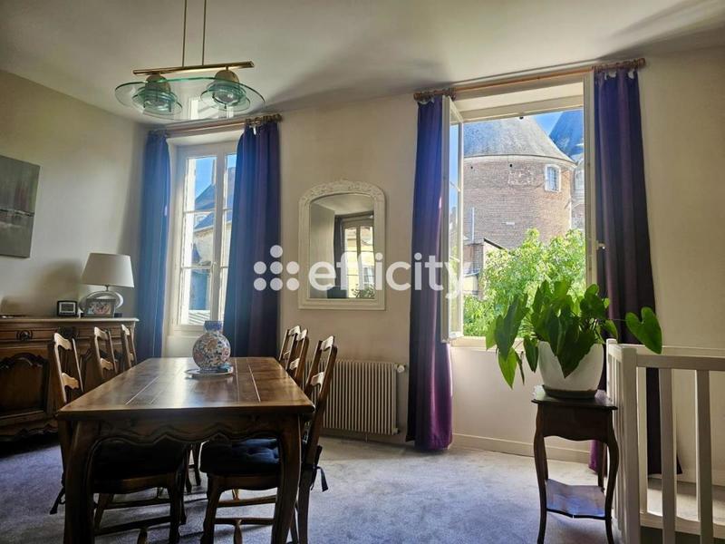 Immeuble - 304 m² - 10 pièces