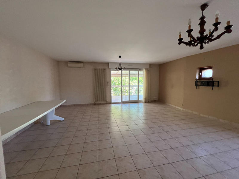 Maison - 154 m² - 8 pièces