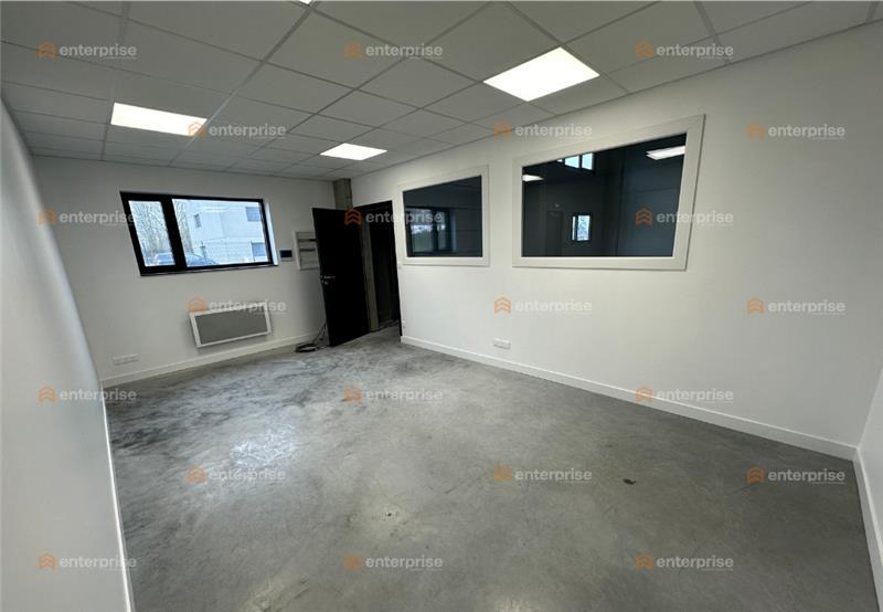 Local d'activité / Entrepôt - 292 m²