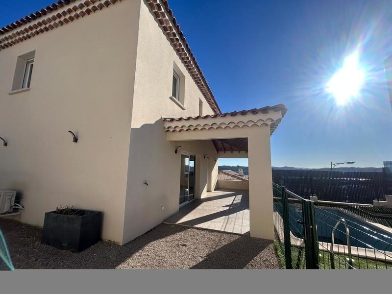 Maison - 132 m² - 6 pièces