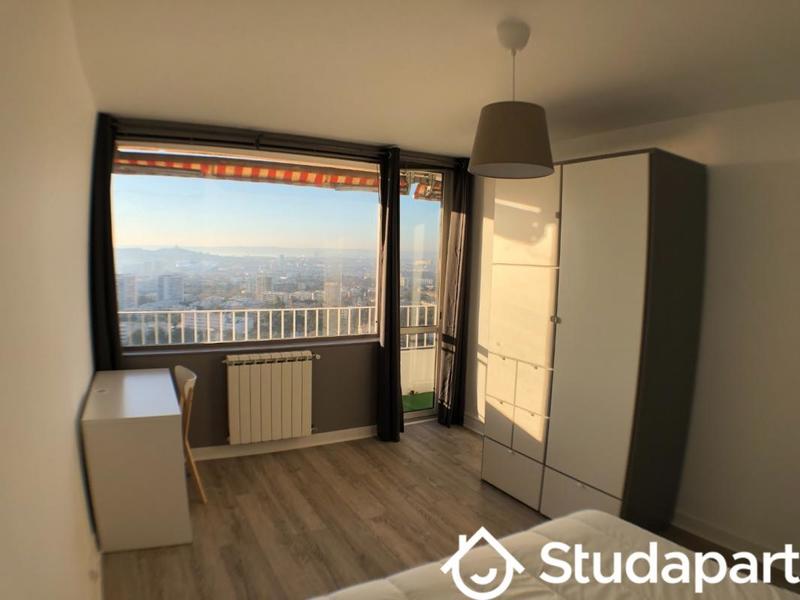 Chambre - 13 m² - 1 pièce