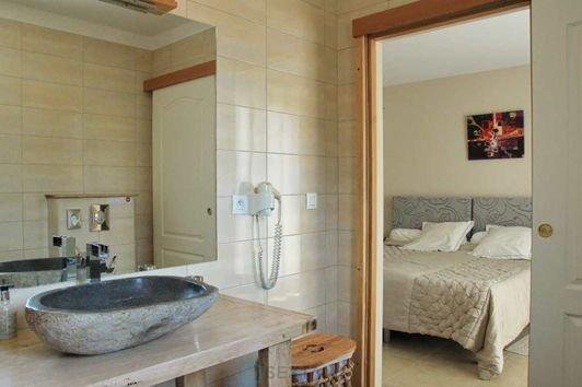 Maison - 313 m² - 11 pièces