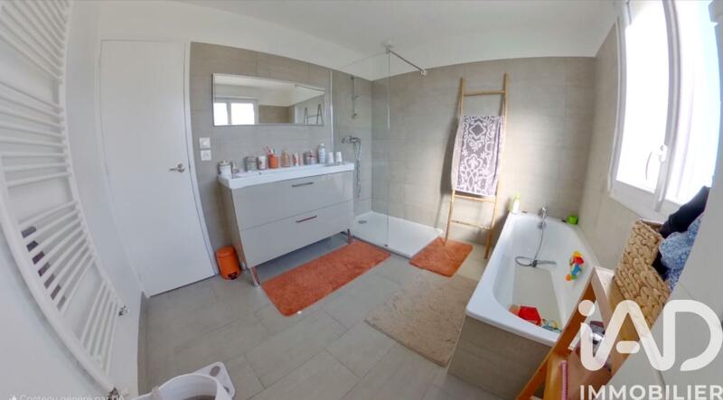 Maison - 125 m² - 7 pièces