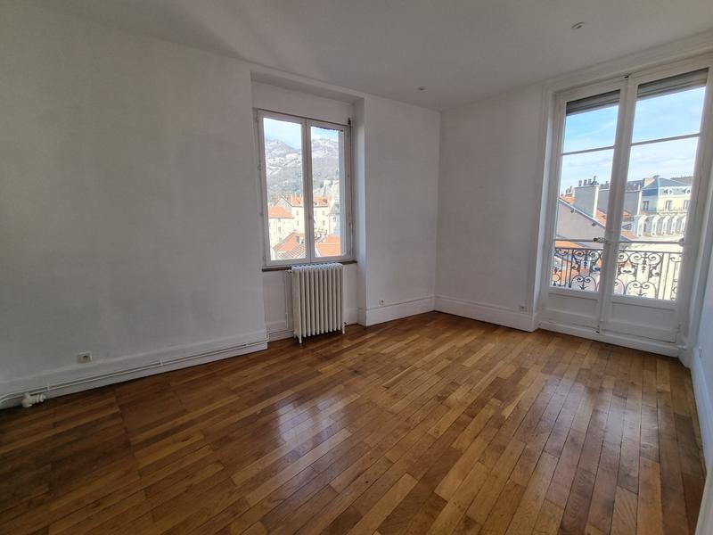 Appartement - 157 m² - 4 pièces