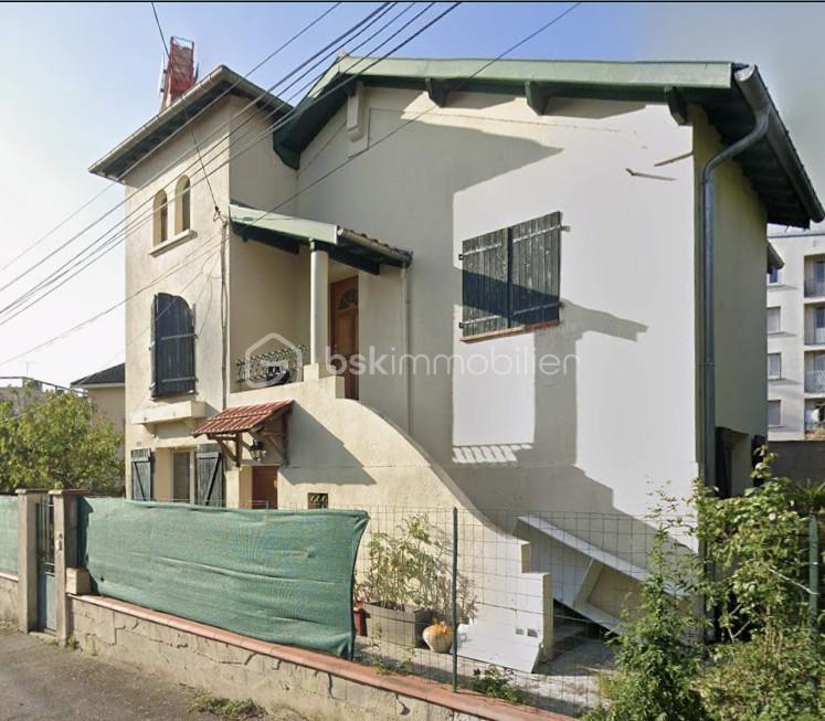 Maison - 110 m² - 5 pièces