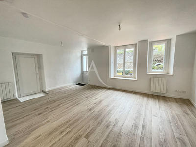 Maison - 82 m² - 3 pièces