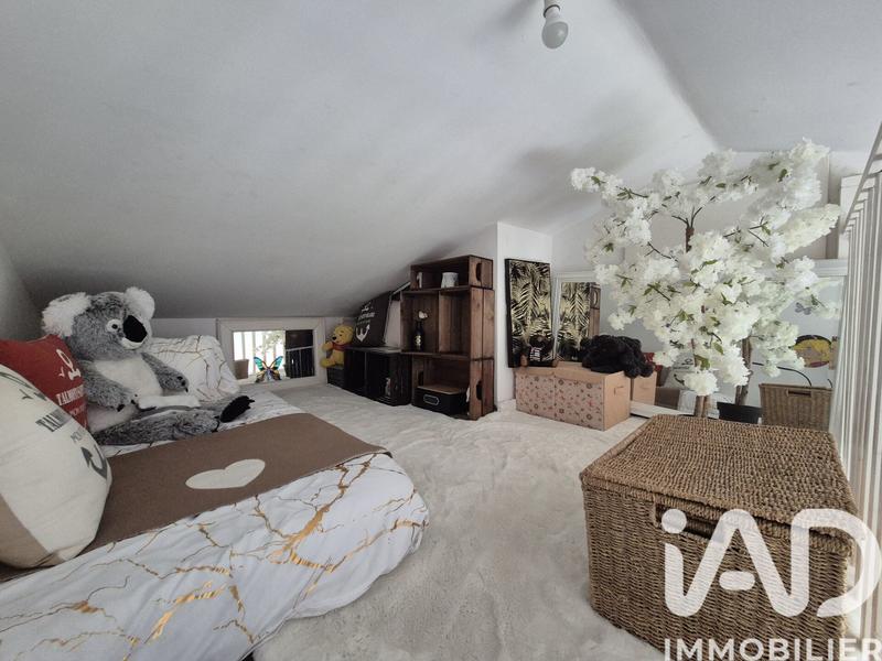 Maison - 93 m² - 4 pièces