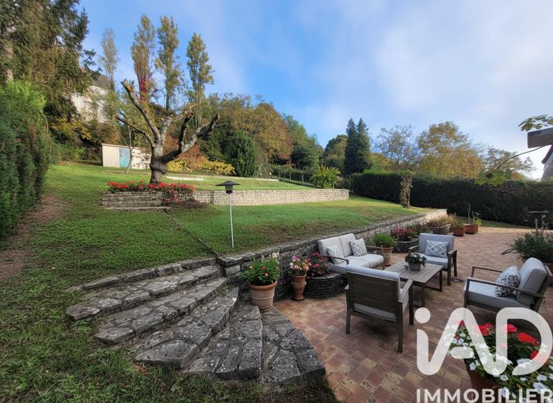 Maison - 163 m² - 6 pièces