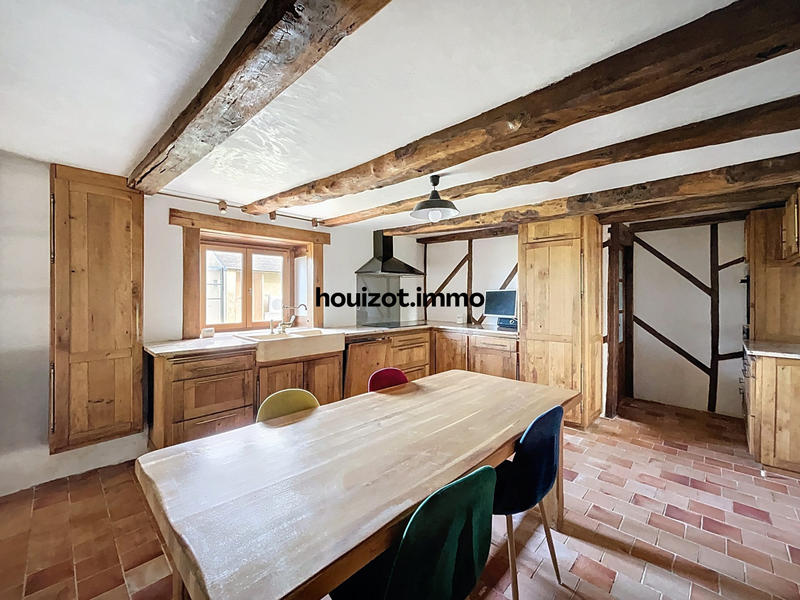 Maison - 233 m² - 6 pièces