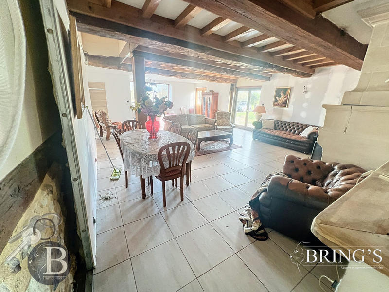 Maison - 200 m² - 6 pièces