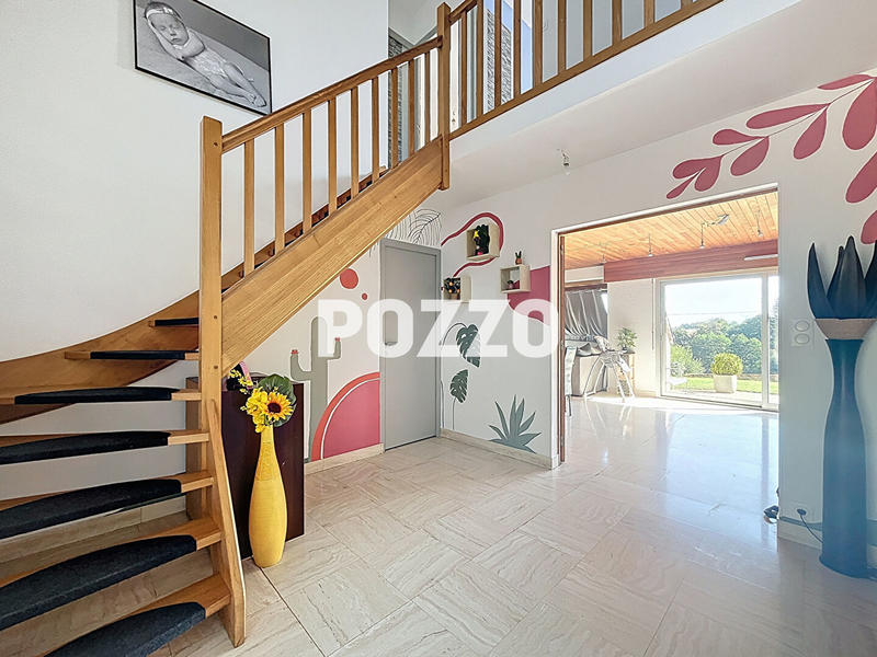 Maison - 139 m² - 6 pièces
