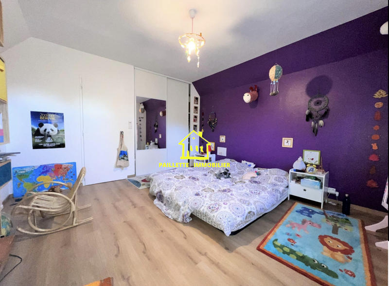 Maison - 172 m² - 7 pièces